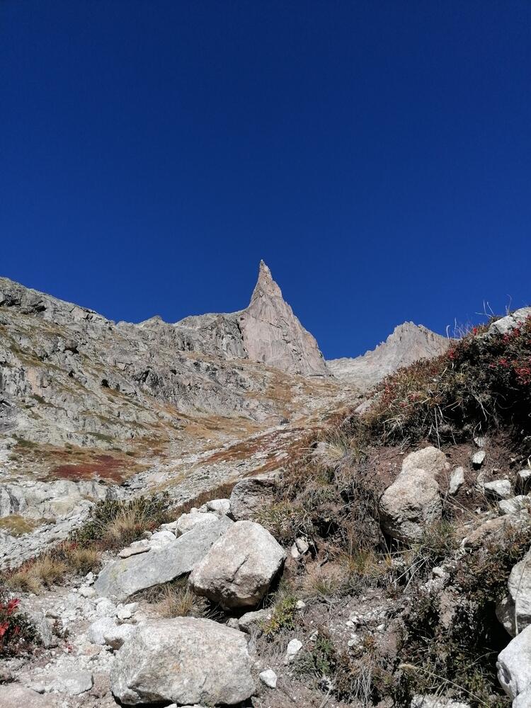 Carole dans la montée au refuge Carole dans la montée au refuge